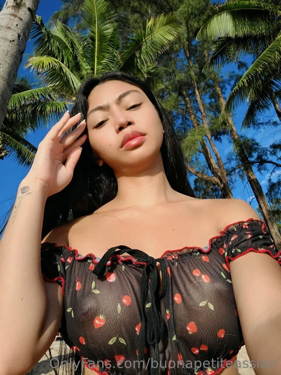 buonapetiteassian camshow