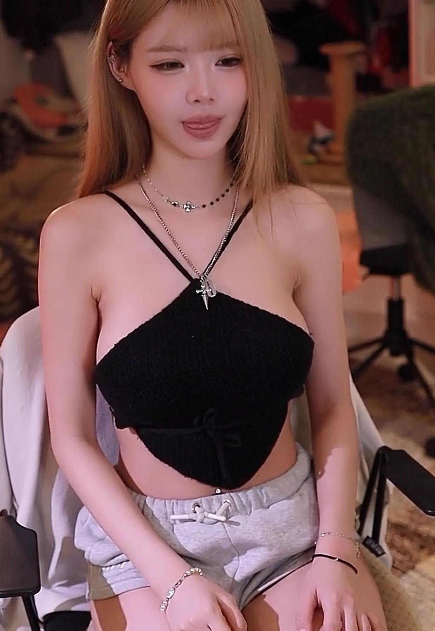 irissiri129 camshow