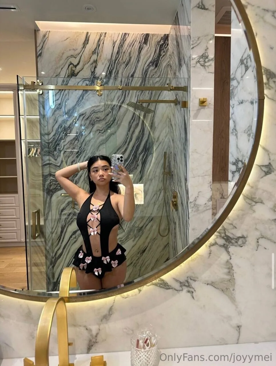 Joy Mei camshow