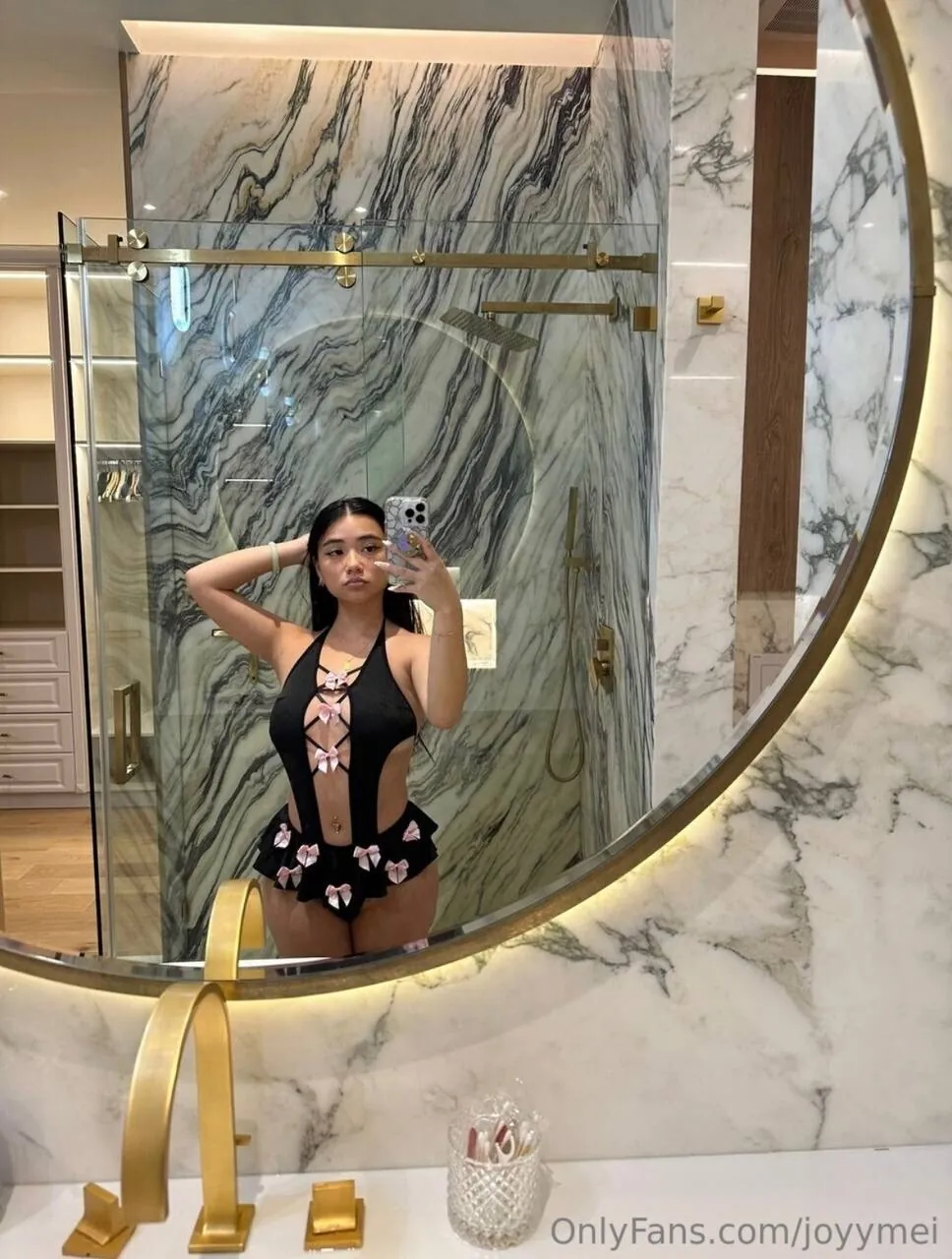 Joy Mei camshow