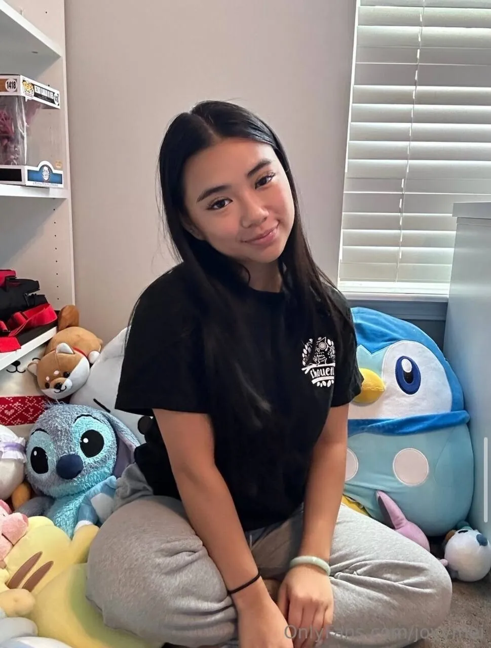 Joy Mei camshow