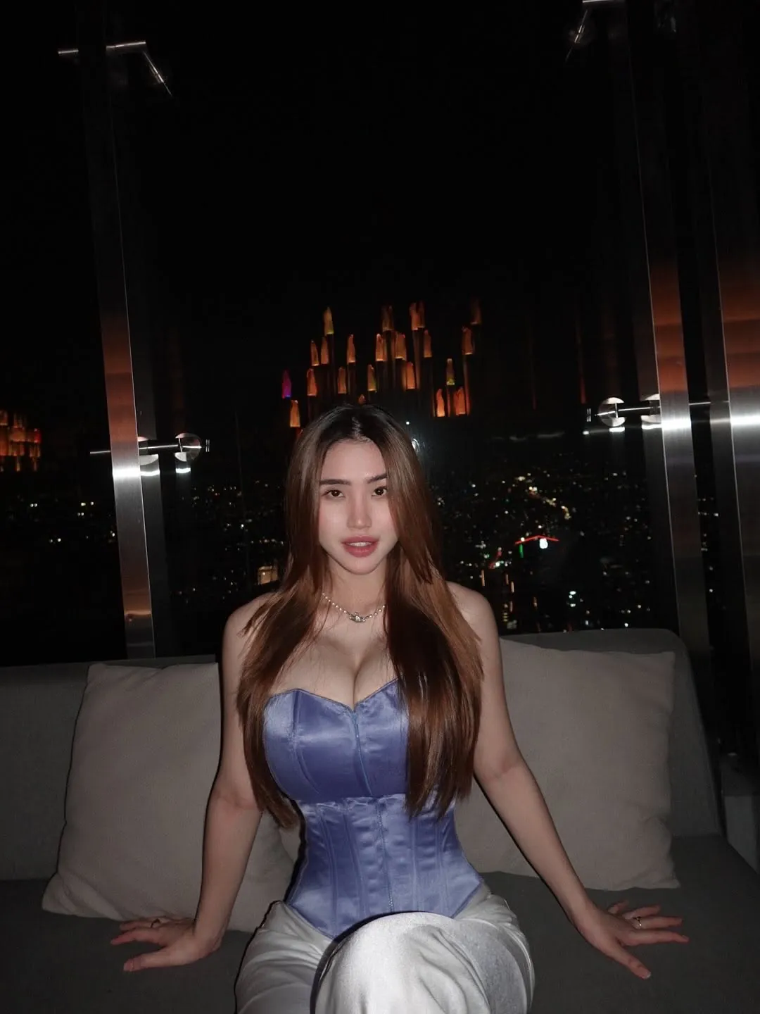 Anastasya Khosasih camshow