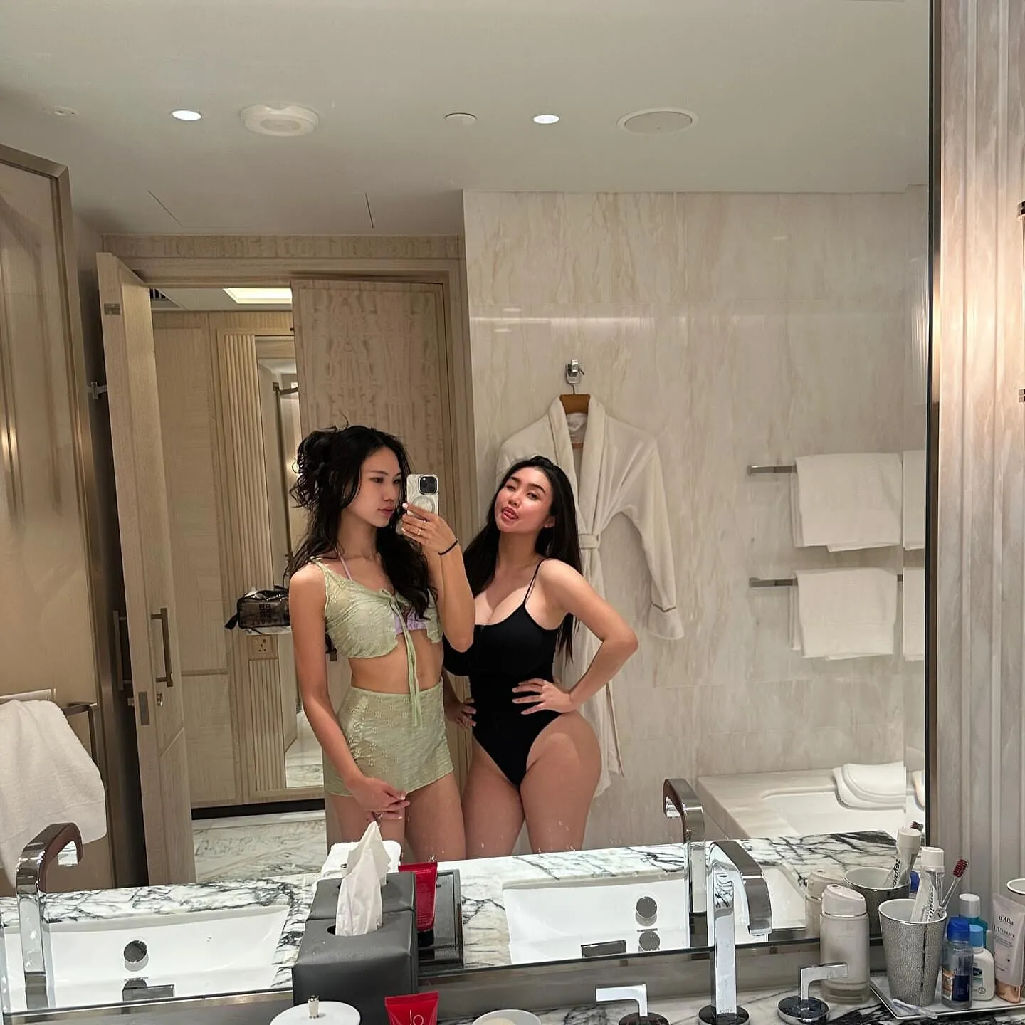 Anastasya Khosasih camshow
