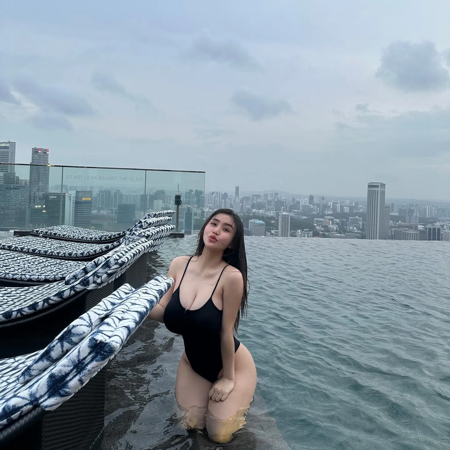 Anastasya Khosasih camshow