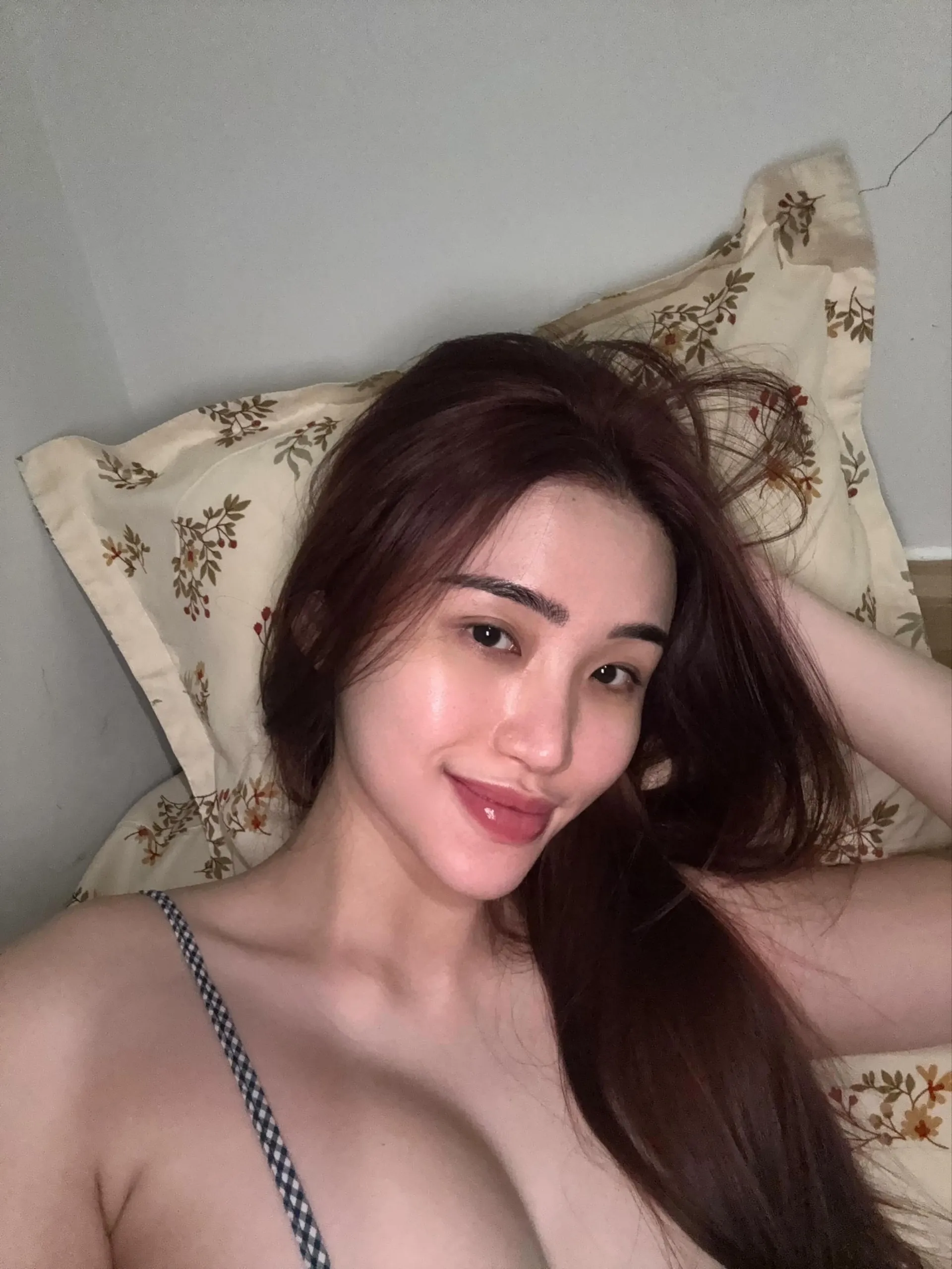 Anastasya Khosasih camshow