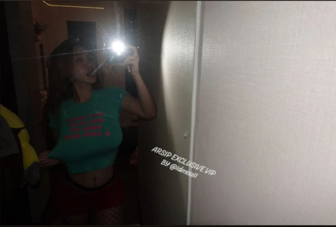 Anastasya Khosasih camshow