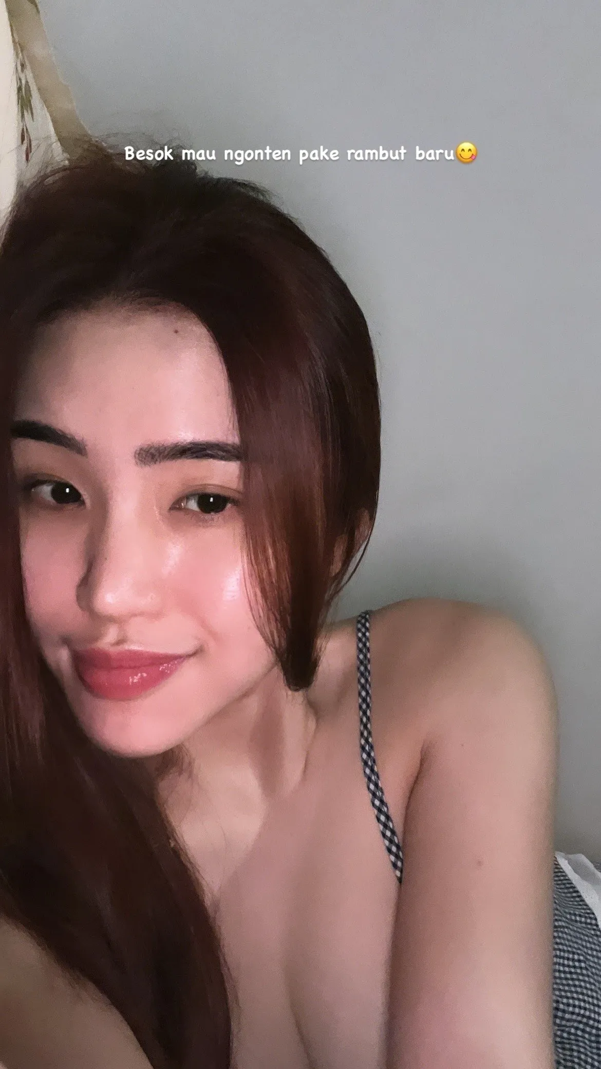 Anastasya Khosasih camshow