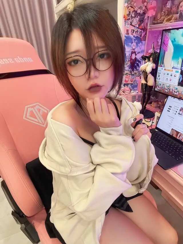 Potatogodzilla camshow