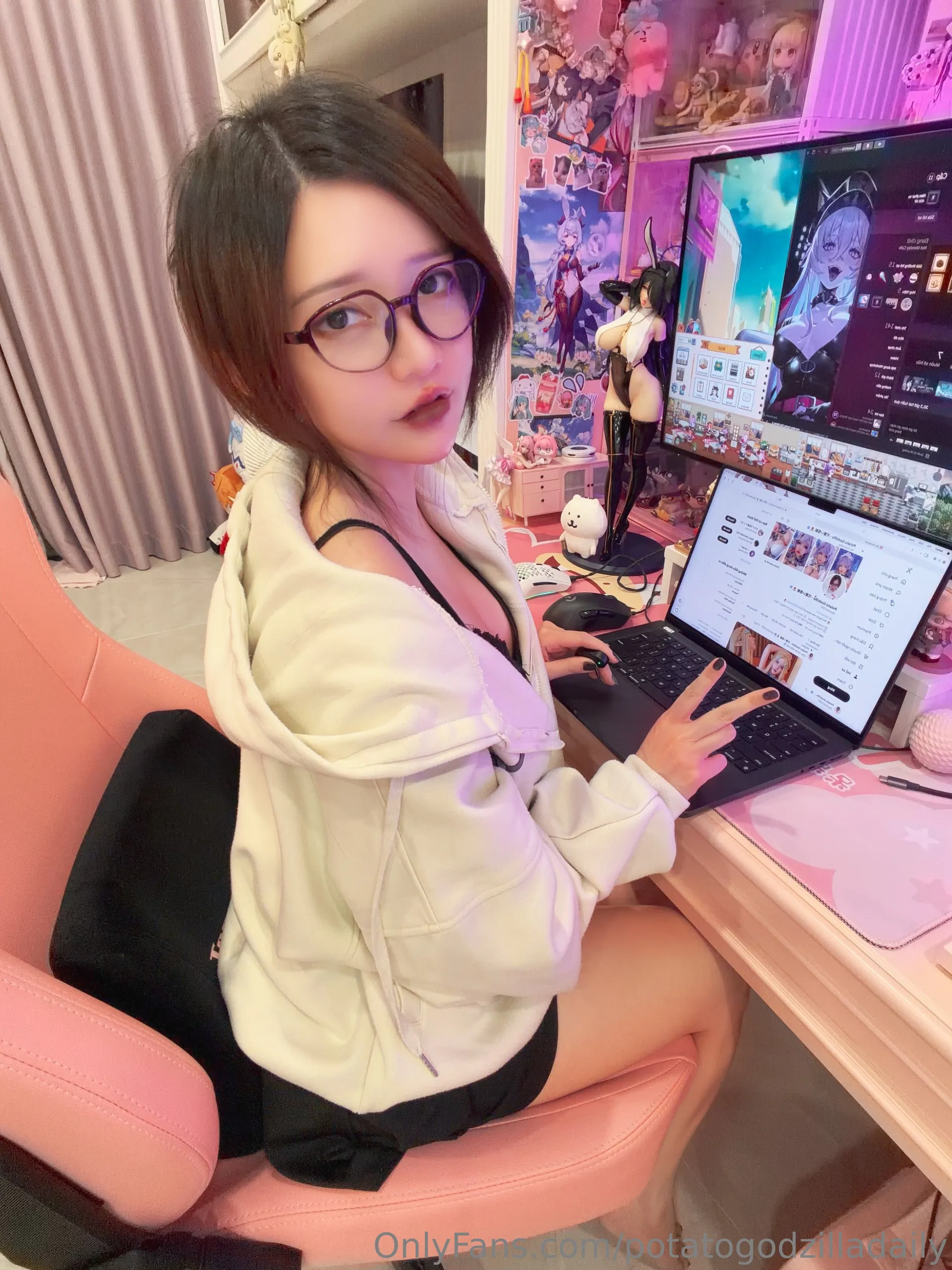 Potatogodzilla camshow