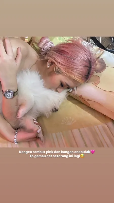 Anastasya Khosasih camshow