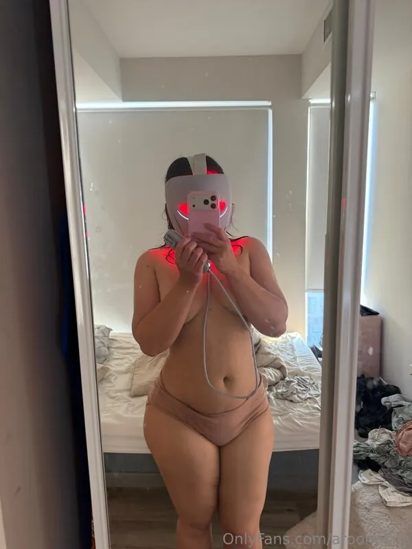 Aroomi Kim camshow