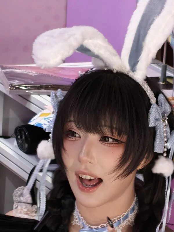 Takomayuyi camshow