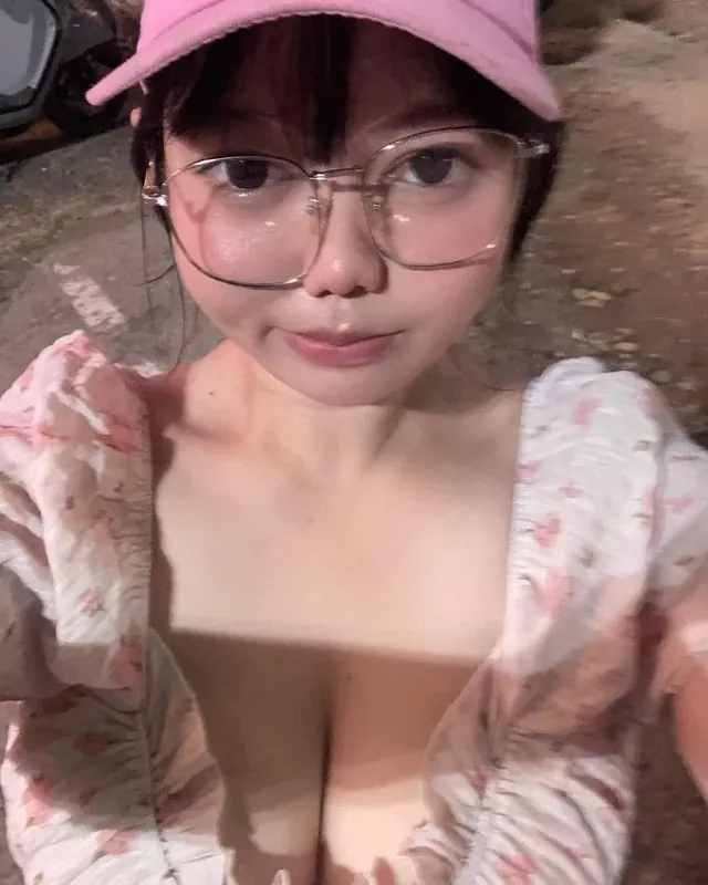 Imgggena camshow