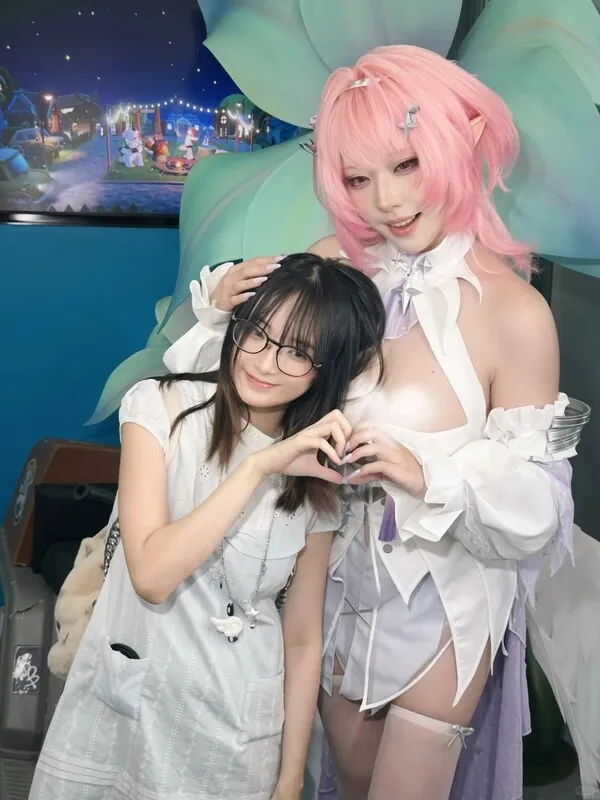 Takomayuyi camshow