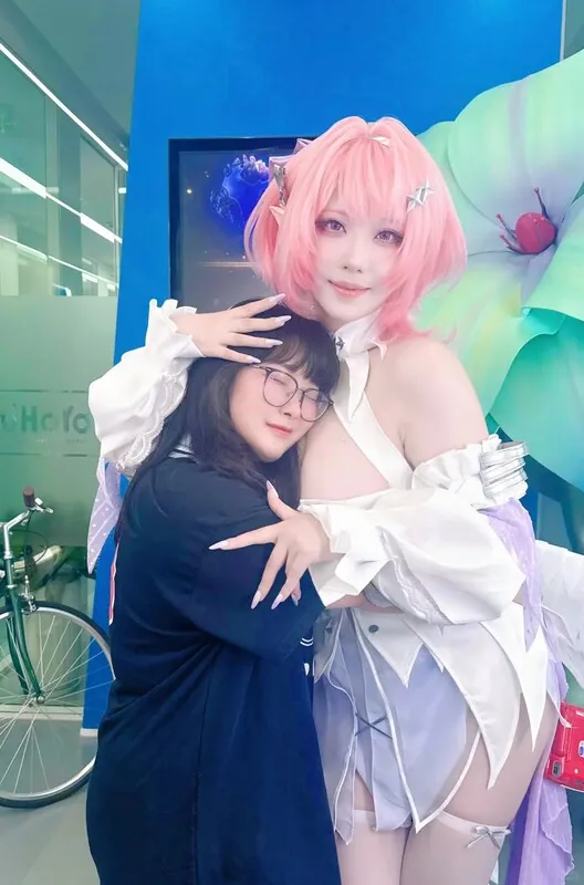Takomayuyi camshow