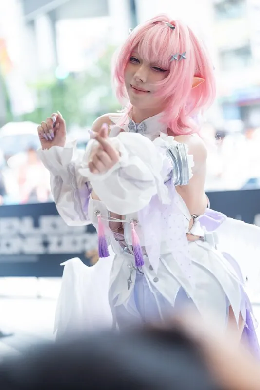 Takomayuyi camshow