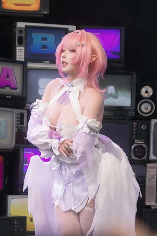 Takomayuyi camshow