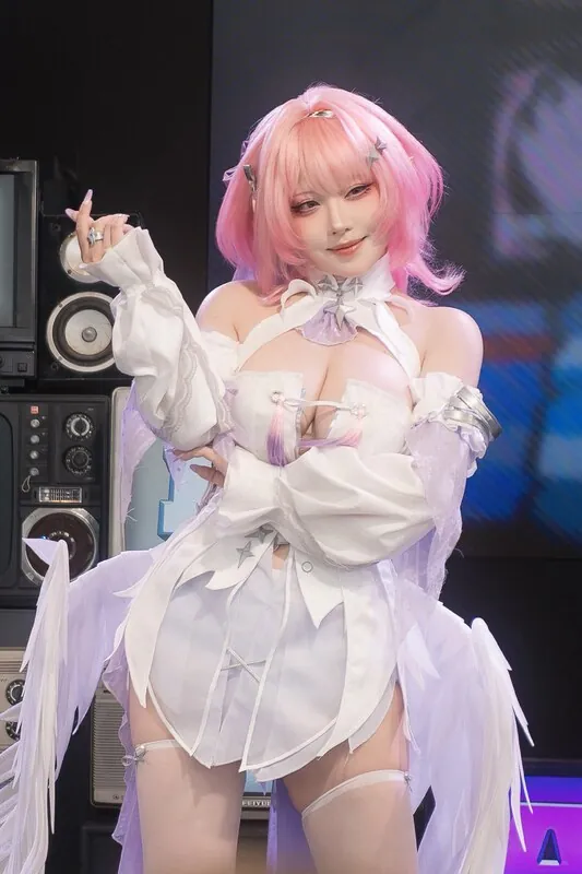 Takomayuyi camshow