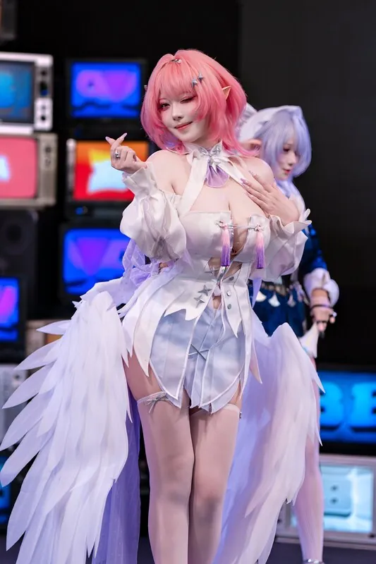 Takomayuyi camshow