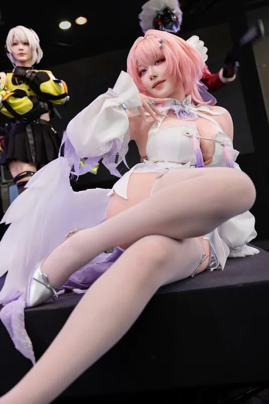 Takomayuyi camshow