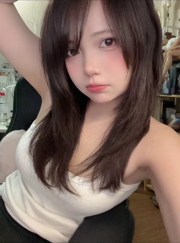 Miu - ミウ Cosplayer camshow