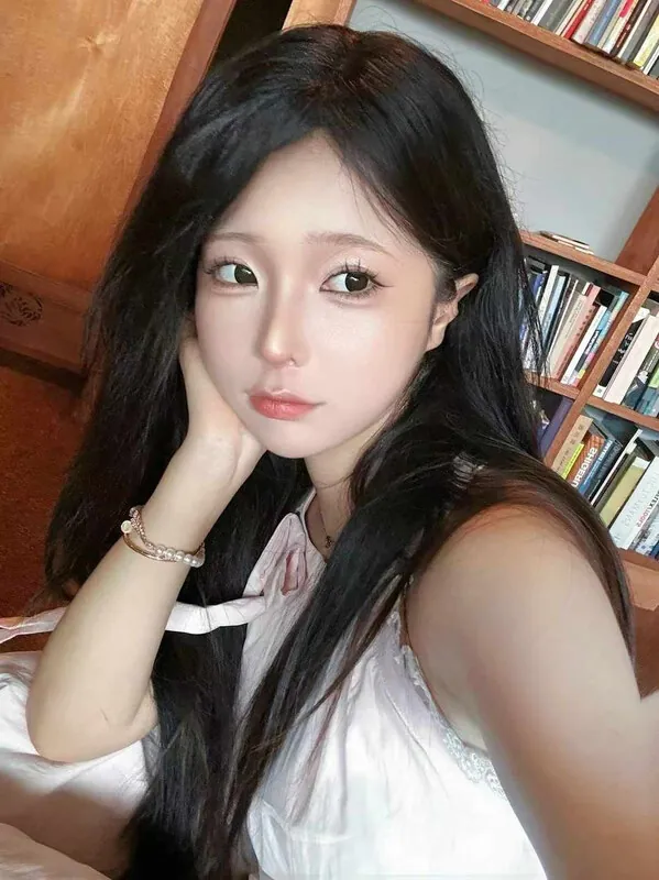 Chunmomo camshow