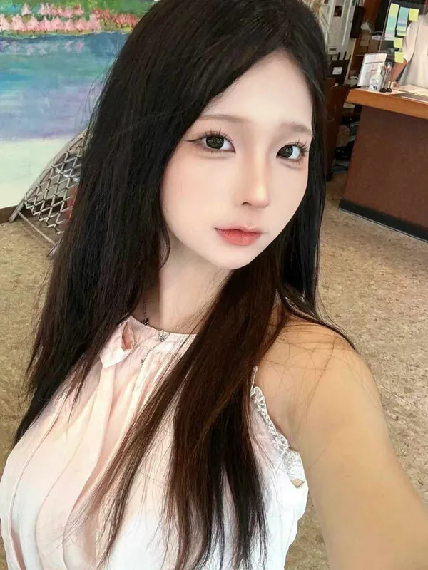 Chunmomo camshow