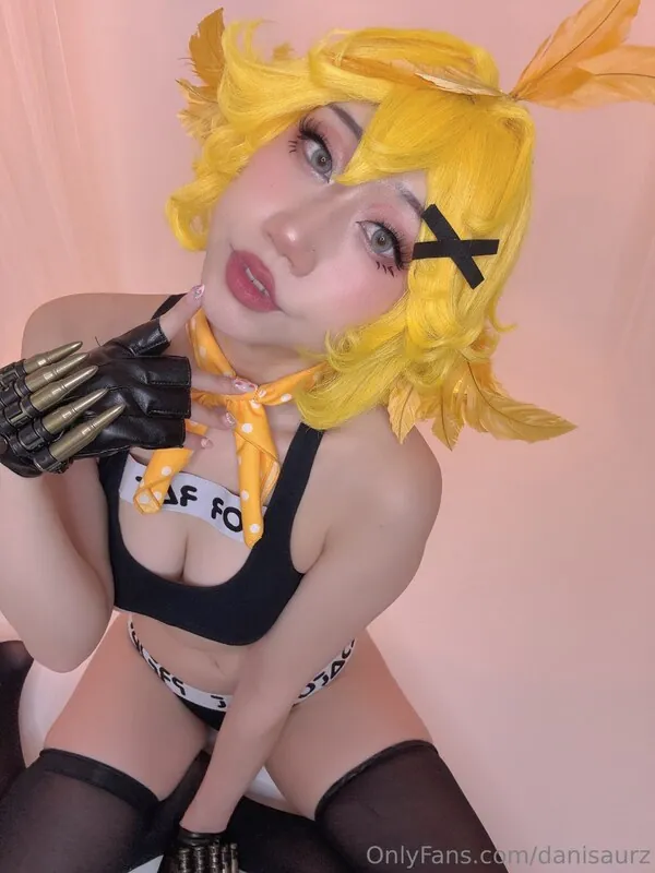 Danisaurz camshow