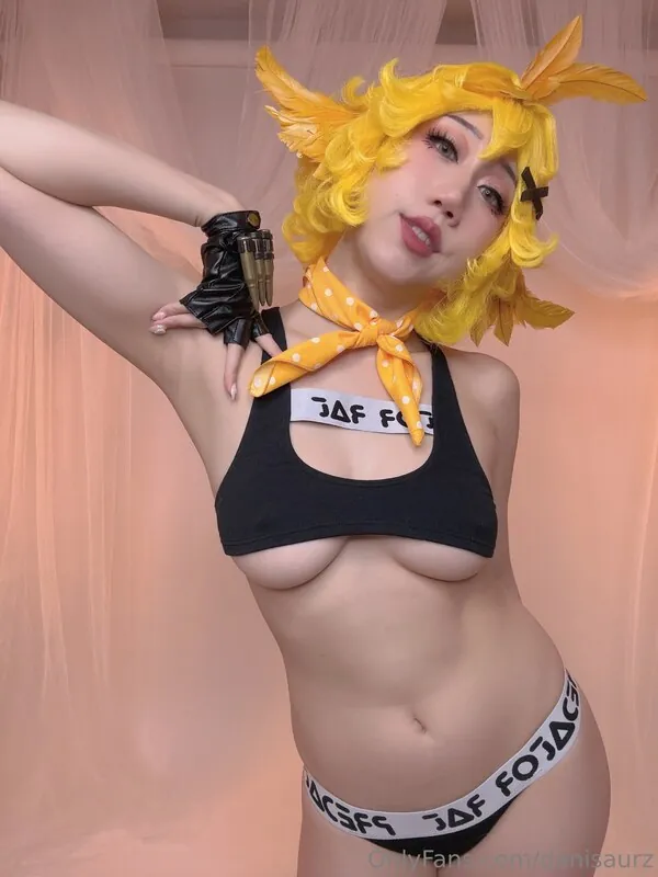 Danisaurz camshow