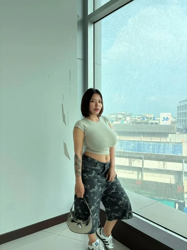 sn_xny [Busty Thai] — 3 new photos & asian leaks