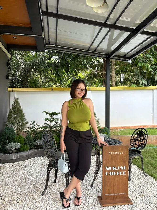 sn_xny [Busty Thai] camshow